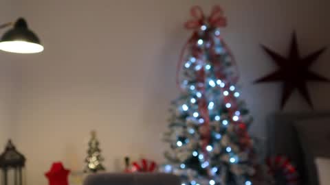 Ella online show from 12-12-24, 07:15