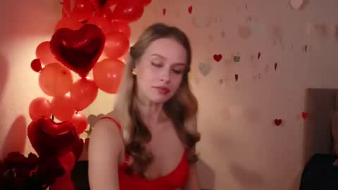 Ella online show from 02-14-25, 07:33