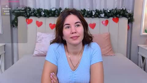 Ella online show from 10-17-25, 04:15