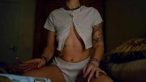 ellababy94 online show from 11-09-25, 01:15