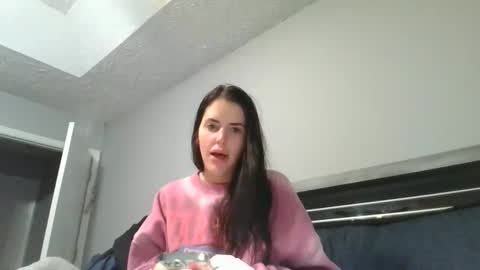 Ella online show from 12-04-24, 01:20