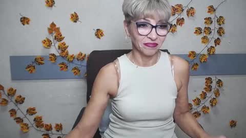 EllaBonito online show from 12-15-24, 06:29