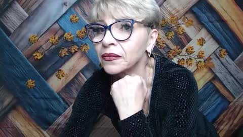 EllaBonito online show from 11-20-25, 07:08