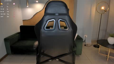 EllaClark online show from 01-12-25, 01:11