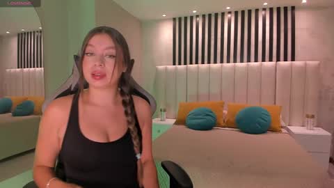 EllaClark online show from 03-09-25, 11:14