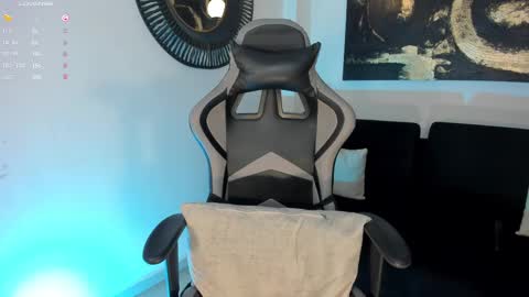EllaClark online show from 03-12-25, 10:07