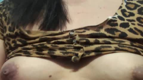 Snapshot of ellah_morena chatting on 01-18-25, 04:26 Ellah online show from 01-18-25, 04:26