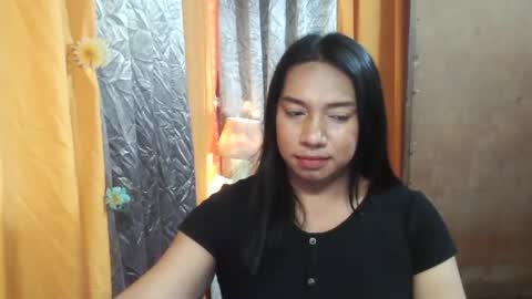 Snapshot of ellah_morena chatting on 02-05-25, 06:46 Ellah online show from 02-05-25, 06:46