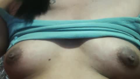 Snapshot of ellah_morena chatting on 02-10-25, 06:56 Ellah online show from 02-10-25, 06:56