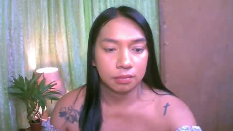 Snapshot of ellah_morena chatting on 09-13-25, 03:17 Ellah online show from 09-13-25, 03:17