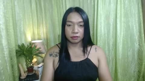 Snapshot of ellah_morena chatting on 10-17-25, 12:08 Ellah online show from 10-17-25, 12:08