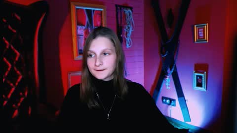 Ella online show from 09-30-25, 04:45