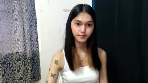 ELLA online show from 11-14-25, 01:04