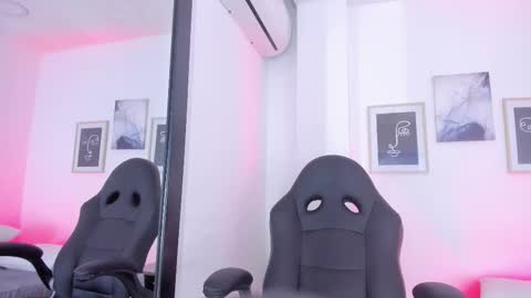 Ella online show from 01-09-26, 12:08