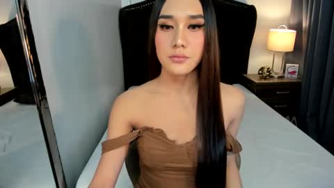 Sophia online show from 12-12-24, 06:31