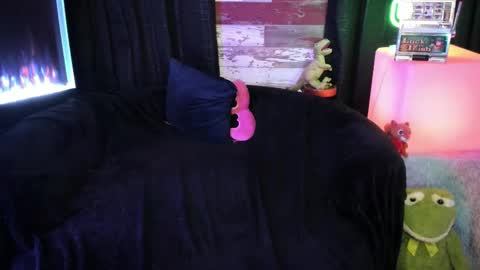 ELLE online show from 02-08-26, 07:39