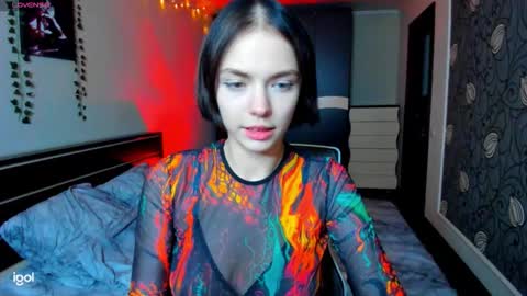 Luna online show from 10-02-25, 05:31