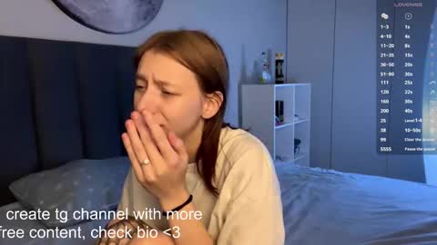 Ellie online show from 11-06-25, 07:20