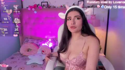 Snapshot of ellie_jhonson_ chatting on 03-08-25, 05:07  Ellie Jhonson  online show from 03-08-25, 05:07