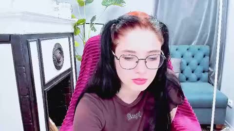 ellie_magic online show from 03-01-25, 08:42