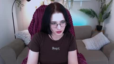 ellie_magic online show from 03-04-25, 04:20