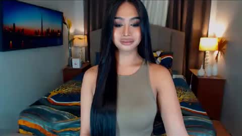 ellie online show from 12-19-24, 07:51