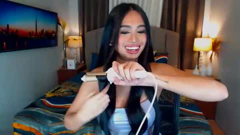 ellie online show from 12-23-24, 06:16