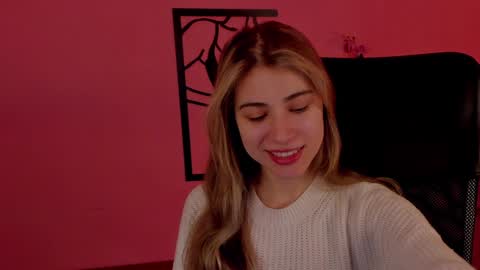 elliecutes online show from 12-21-24, 08:50
