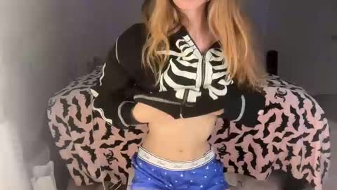 ellie online show from 10-23-25, 02:55