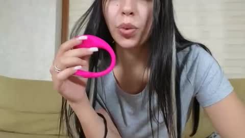 ellietv_ares online show from 09-18-25, 04:31