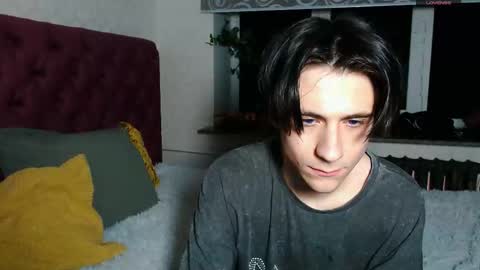 ellis_rin online show from 11-07-25, 05:46
