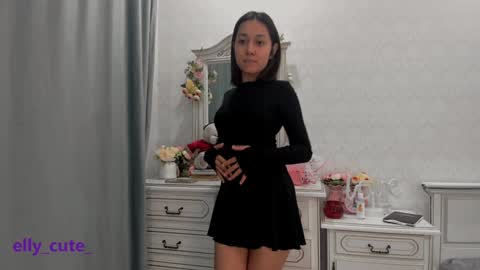 Elly Cute  online show from 12-11-24, 06:52