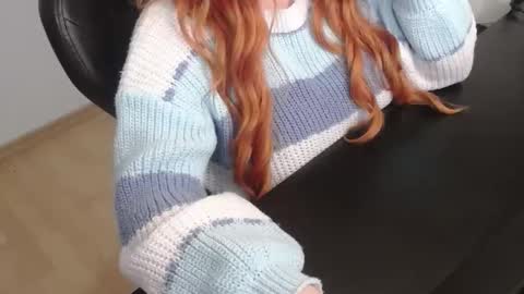 Elly online show from 11-29-25, 06:44