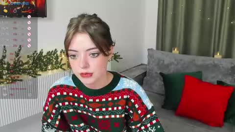 Elly online show from 12-11-24, 01:39