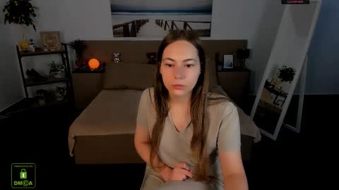 elma_lily online show from 09-17-25, 05:53