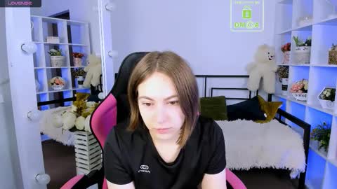 elma_lily online show from 10-21-25, 05:41