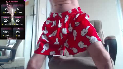 Snapshot of elmaster0111 chatting on 10-29-25, 01:13 Zeki online show from 10-29-25, 01:13