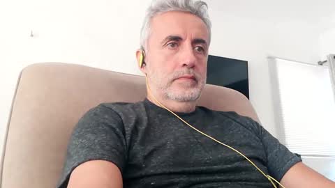 fer online show from 09-21-25, 04:19