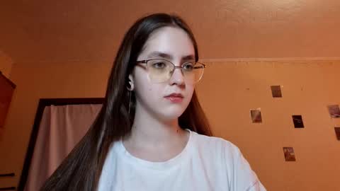 Snapshot of elmeraurora chatting on 03-01-26, 12:18 Kate online show from 03-01-26, 12:18