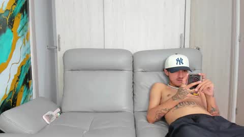 BLUE-MESSI-ARES online show from 11-11-25, 07:03