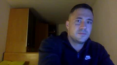 Namelezz elnamelez online show from 09-26-25, 05:00