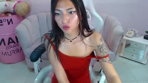 Elody  online show from 02-21-25, 06:40