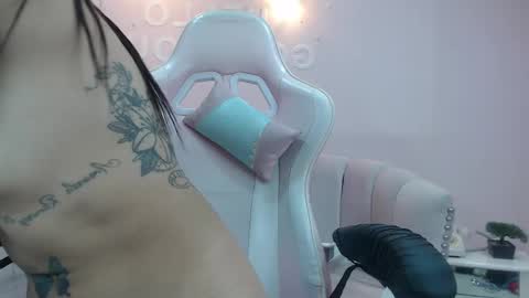Elody  online show from 03-09-25, 09:46