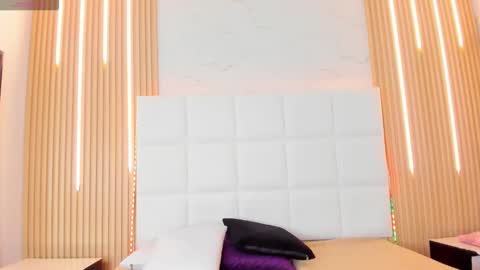 elody_rousse online show from 02-11-26, 11:59