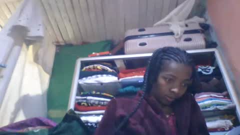 elodynarcisse online show from 01-11-26, 05:45