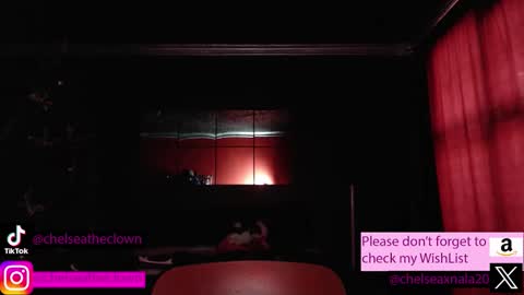 Chelsea  Please help me to reach 100 thumbs up online show from 12-20-25, 03:41