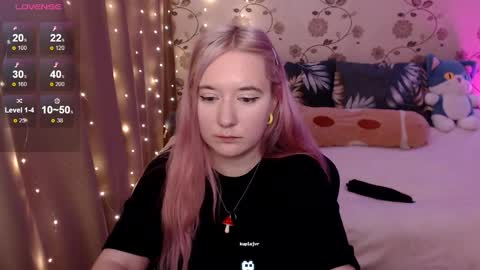 Ela give me a thumbs up if you like it  and this is important for the development of the account online show from 12-13-24, 02:49