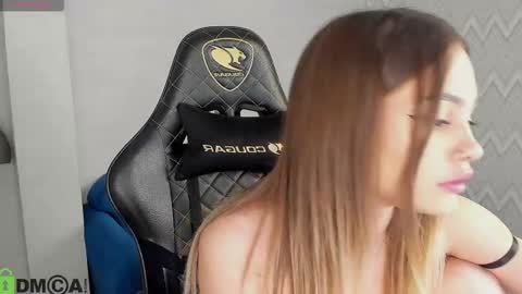 elsa_carterr online show from 10-08-25, 08:45