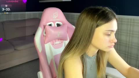 elsa_carterr online show from 10-17-25, 08:39