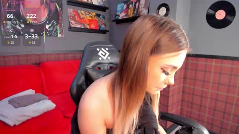 elsa_carterr online show from 10-23-25, 02:22